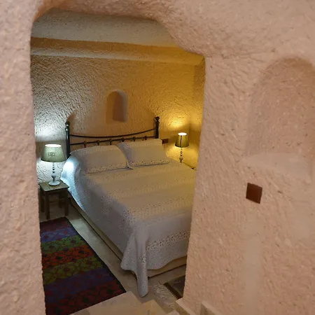 Отель Takaev Cave House 2*