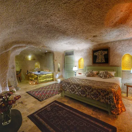 Takaev Cave House