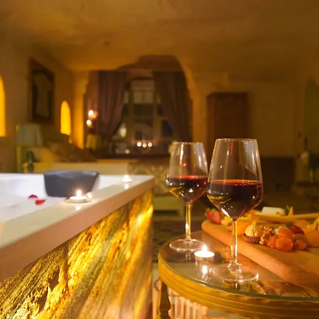 Отель Takaev Cave House