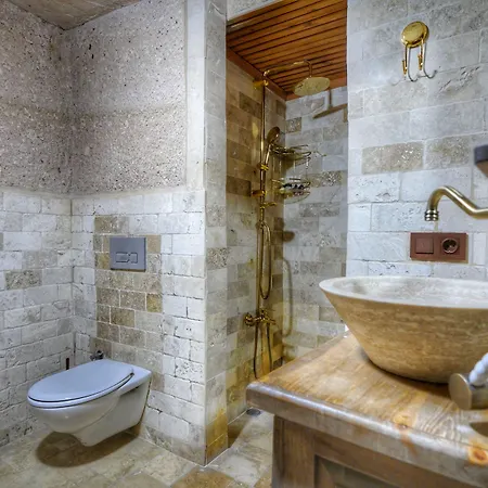Takaev Cave House 2* Üchisar