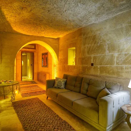 Takaev Cave House Hotel 2*