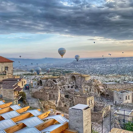 Takaev Cave House