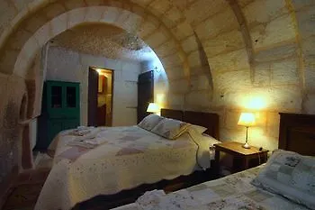 Hotel Takaev Cave House 2*