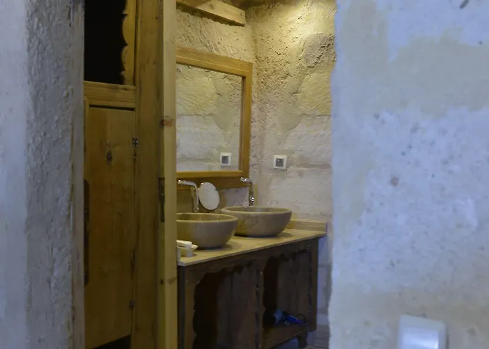 Takaev Cave House Szálloda 2*