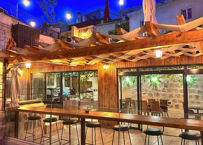 Takaev Cave House Üçhisar