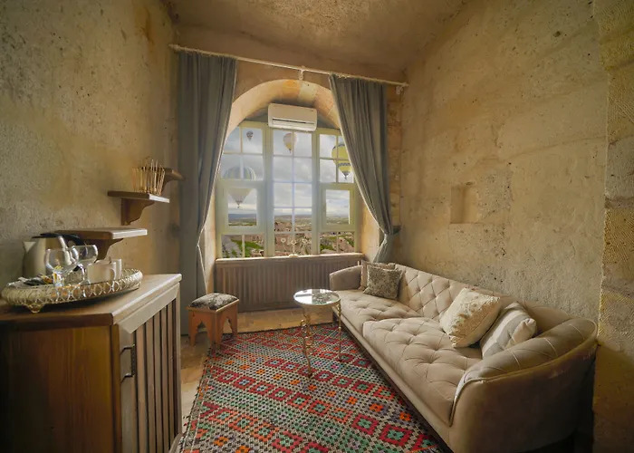 Takaev Cave House 2* Üçhisar